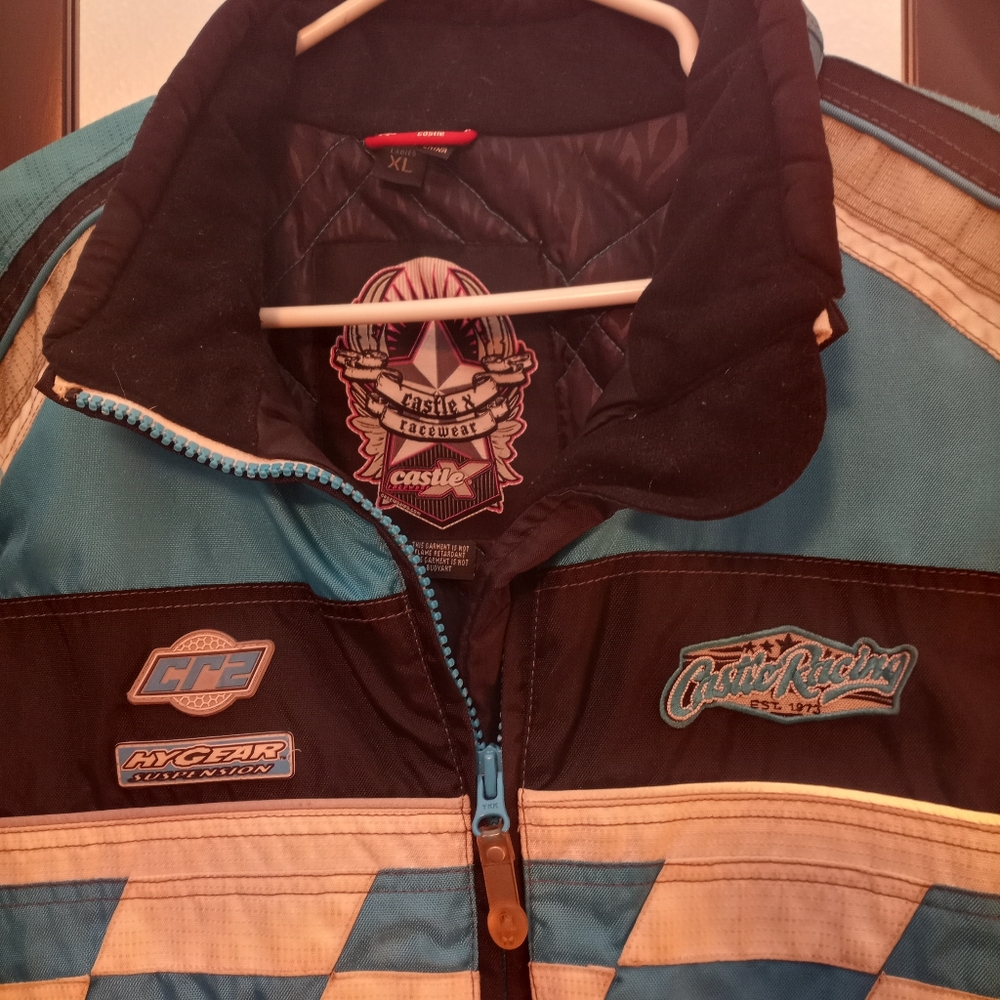Castle X coat - Picture 3 of 3
